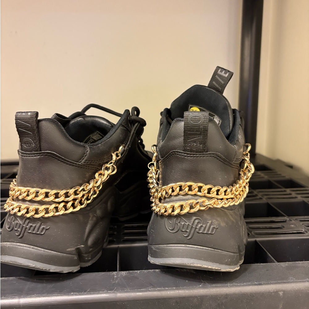 Buffalo David Bitton Black Shoes with Gold Chain